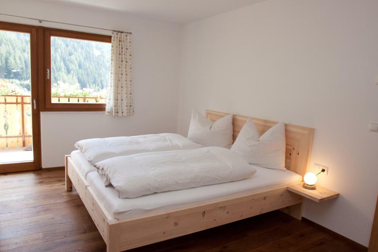 Apartament Schweinsteghof Urlaub Auf Dem Bauernhof Sarentino Zewnętrze zdjęcie