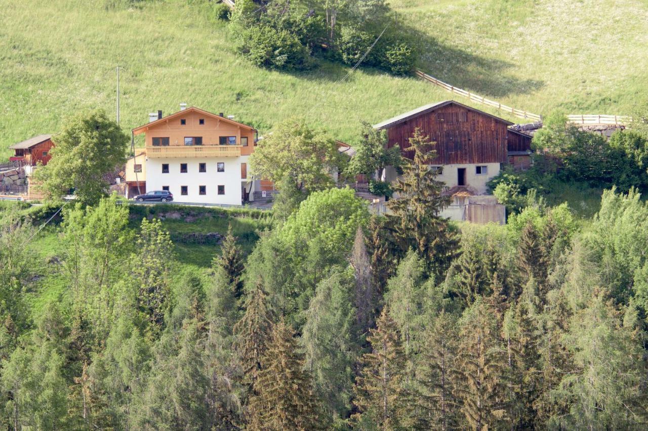 Apartament Schweinsteghof Urlaub Auf Dem Bauernhof Sarentino Zewnętrze zdjęcie